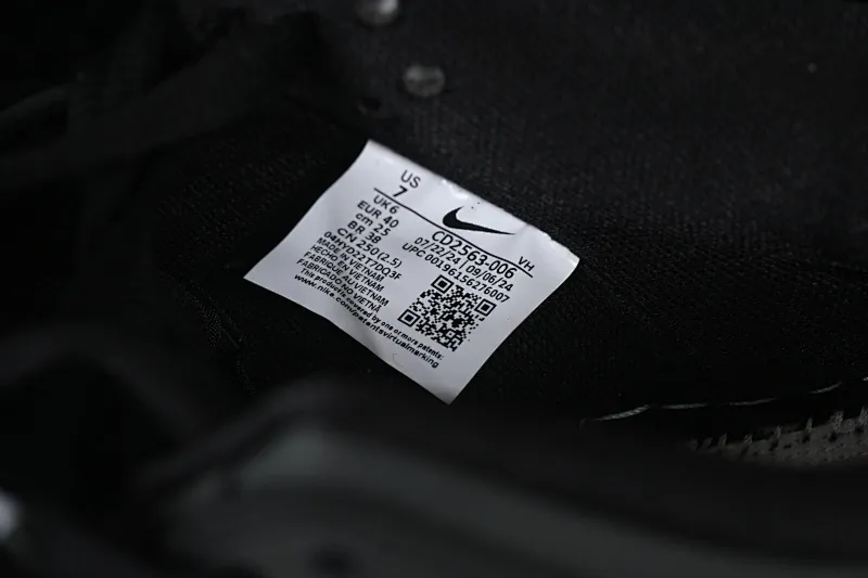 All categories Nk SB Dunk series Nk SB Dunk Low low-top sneakers Nk SB Dunk Low Raw rubber matte black SB low-top sports and leisure sneakers CD2563-006